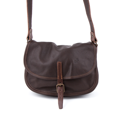 Slängväskan mellan 1